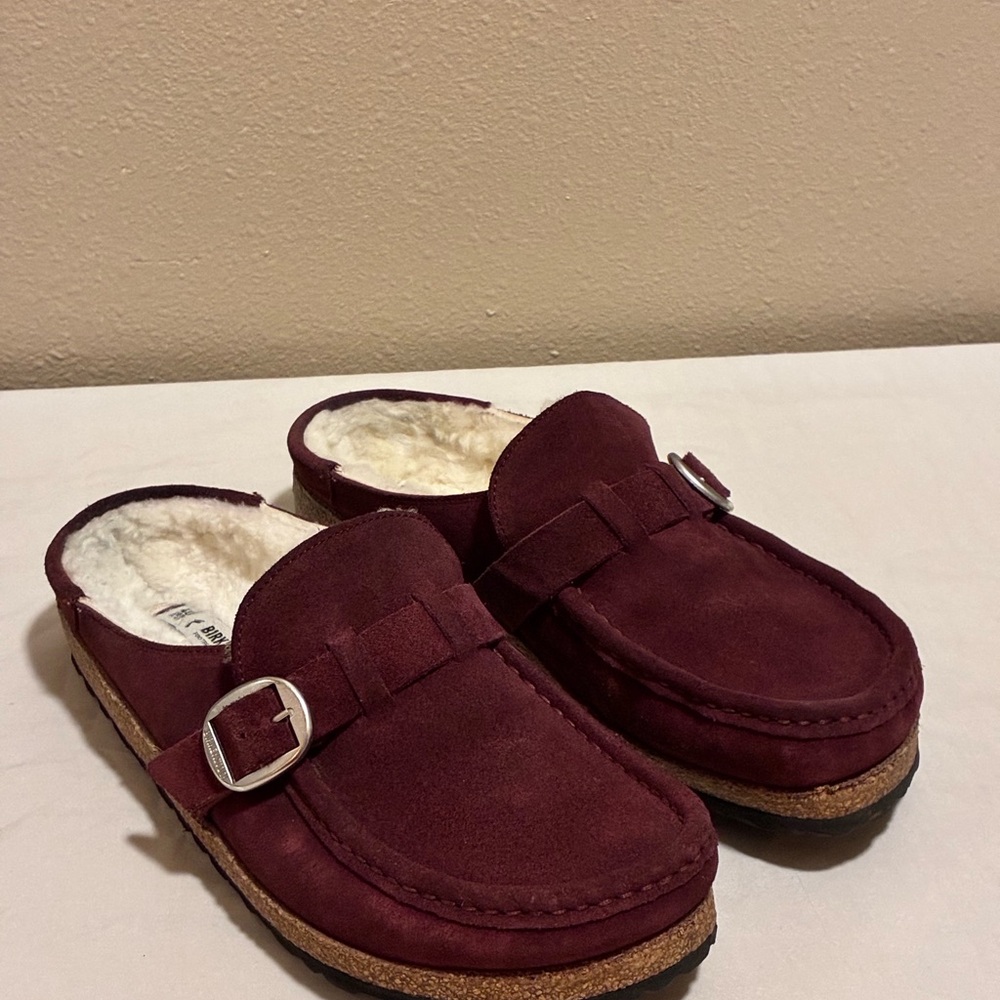 Birkenstock Burgundy Suede Slippers EU Sz 40 (women’s 9-10)